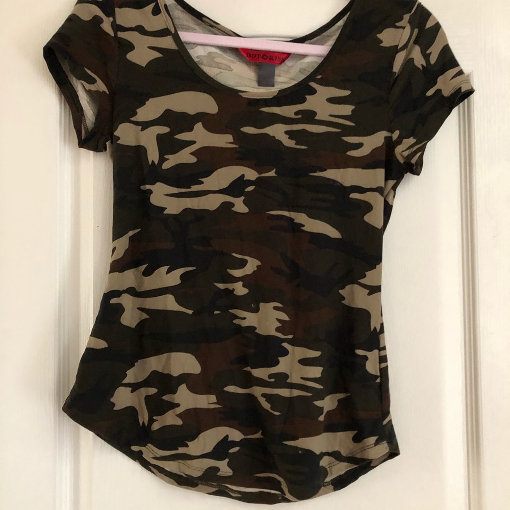 Camouflage shirt sleeve top